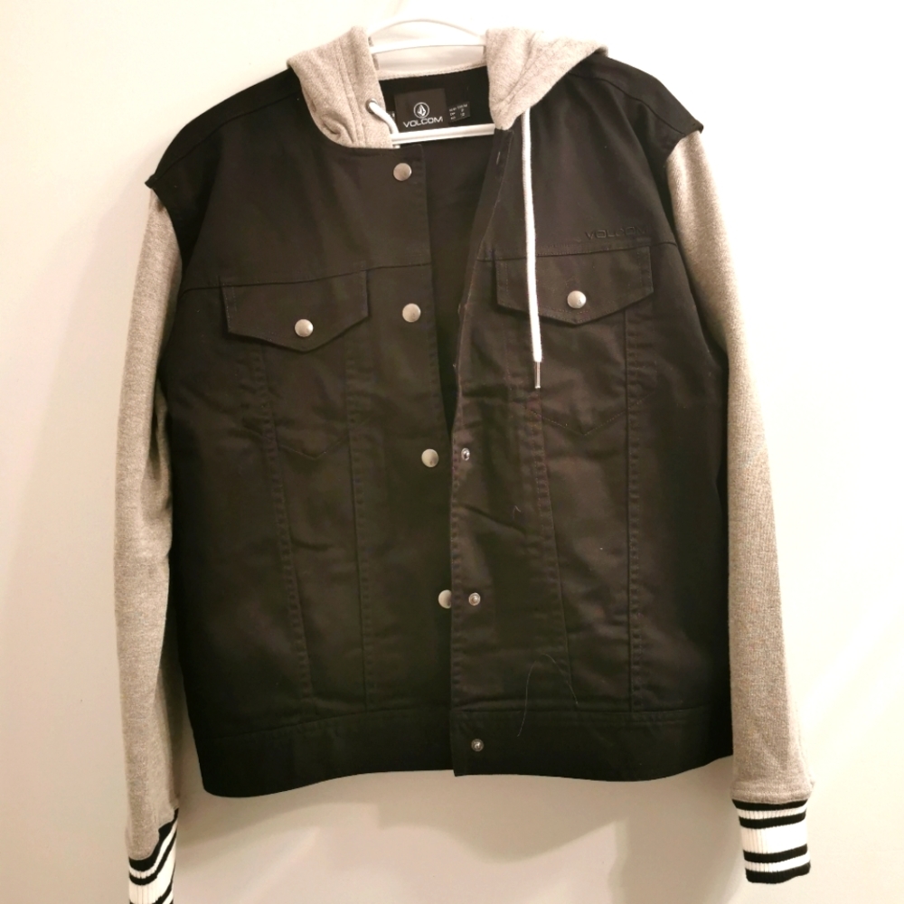 Brand new Volcom Jacket